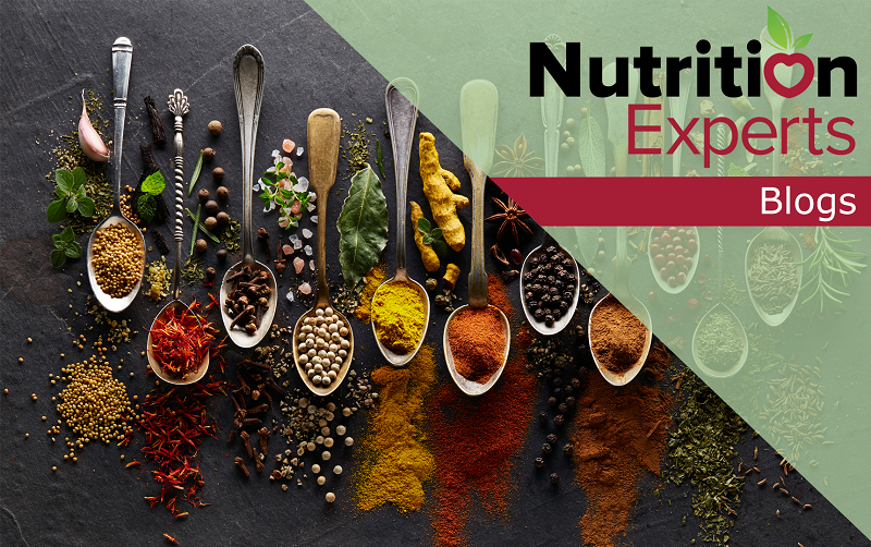 Spoons with spices